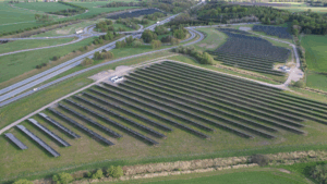 Hybridpark - solceller och batteri